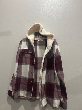 Plaid Sherpa-Lined Hooded Shacket - Red & Cream